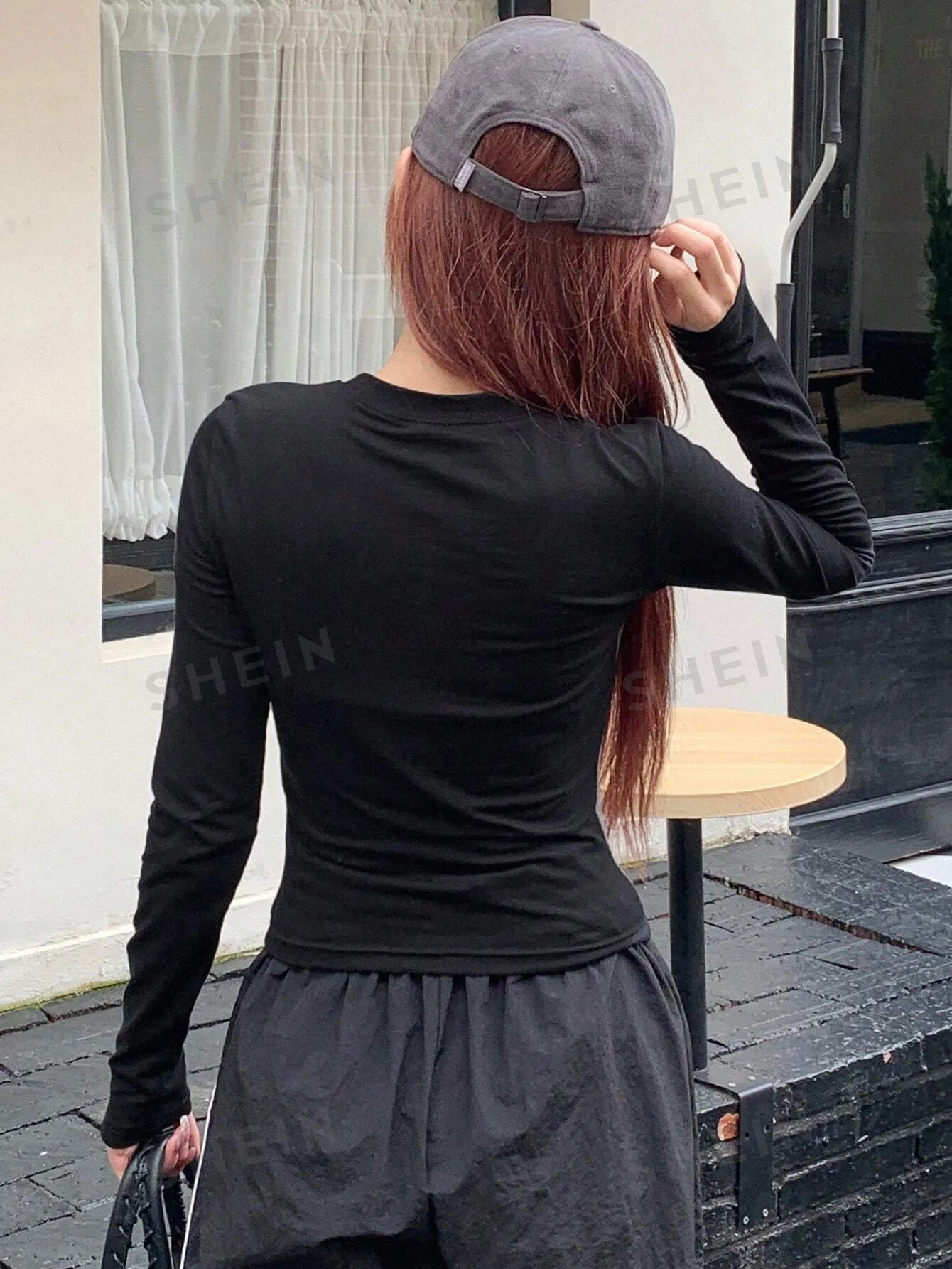 DAZY Letter Graphic Colorblock Tee