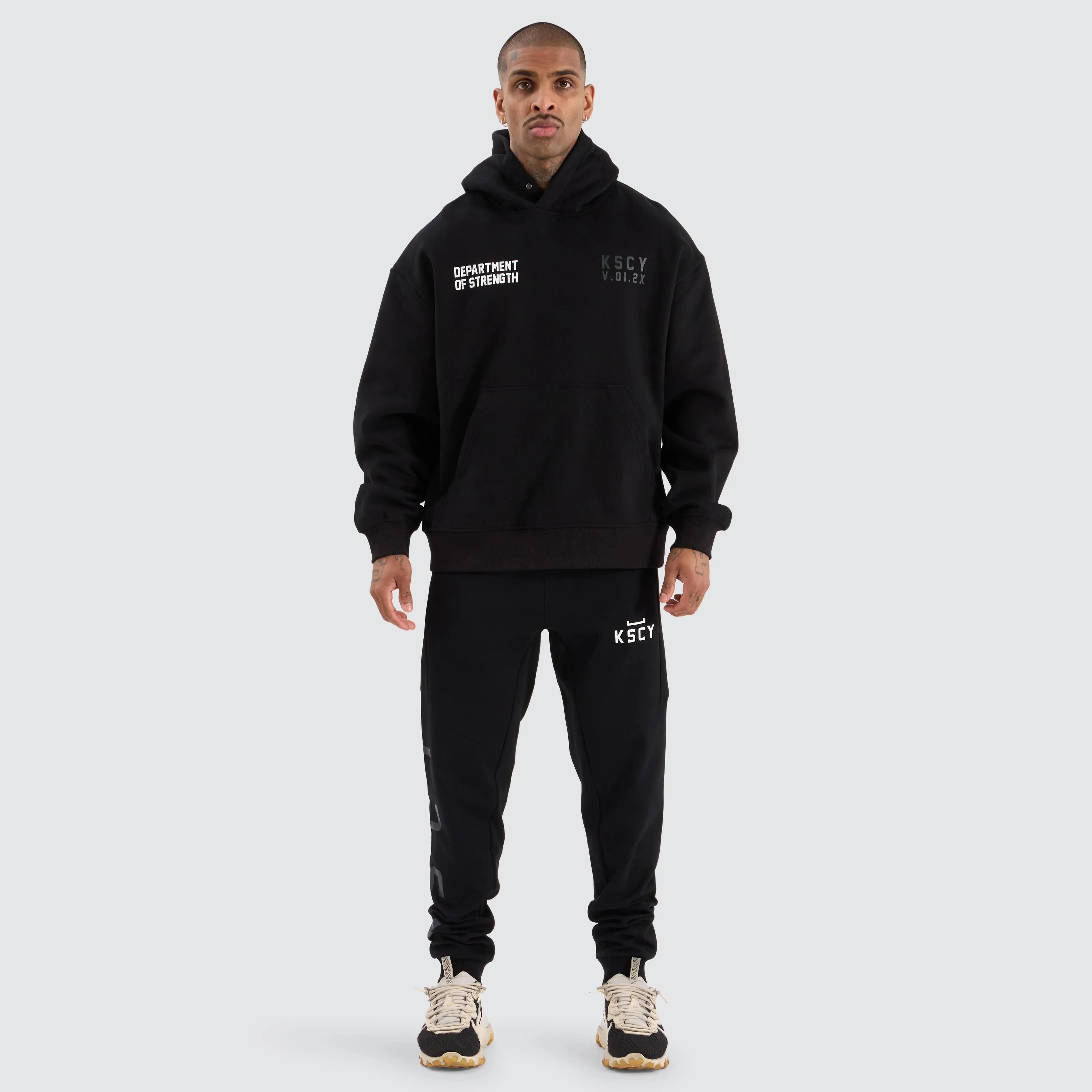 Force Relaxed Hoodie Jet Black